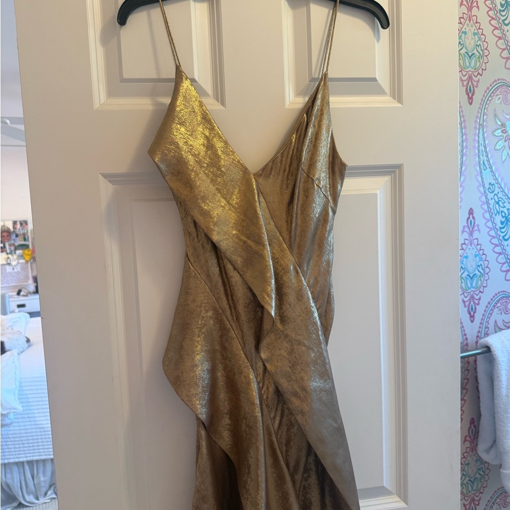 ACLER GOLD MIDI RUFFLE DRESS - Picture 4 of 9